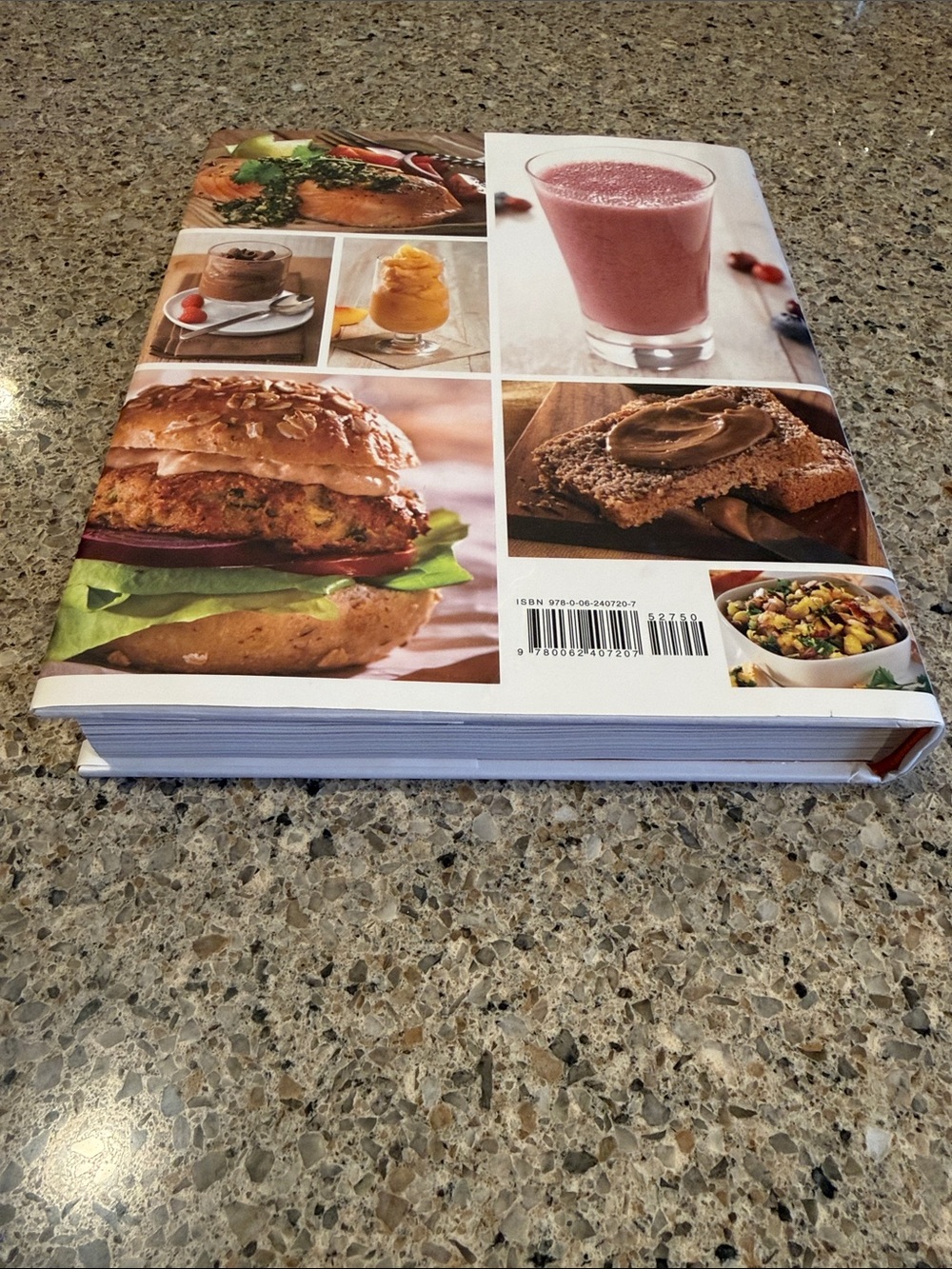 The Vitamix Cookbook by Jodi Berg - White & Red Cover - Picture 3 of 12